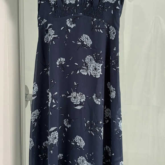 Club Monaco Navy Floral Midi Dress - Picture 4 of 7